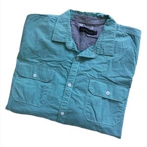 Calvin Klein men’s long sleeve button down shirt